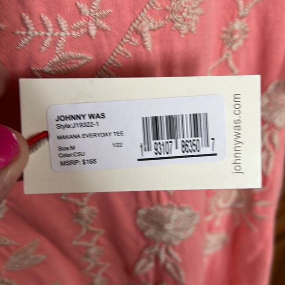 Johnny Was Makana Everyday Tee - Picture 6 of 11